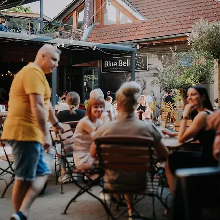 Penzión pre hostí Blue Bell 4*